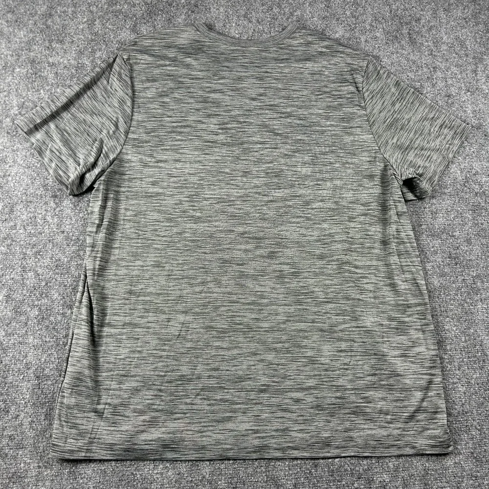 Nike Dri-FIT Shirt Mens‎ 2XL Gray Stripe Short Sleeve Athletic Training Tee Top
